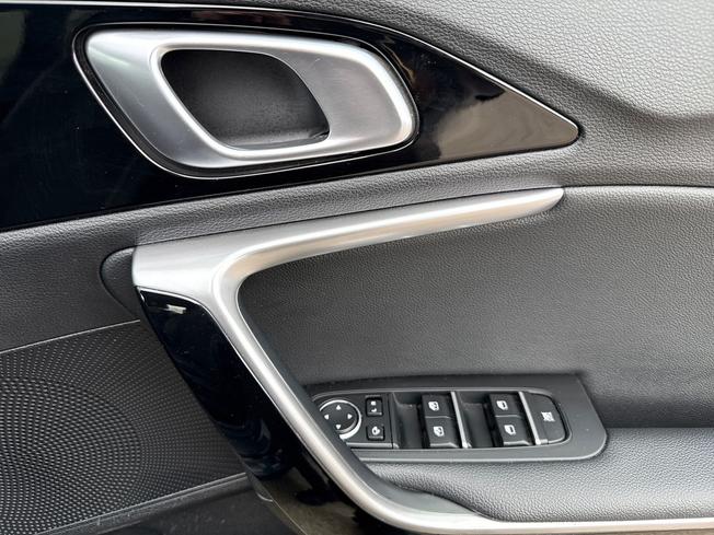 KIA Ceed Photo 29