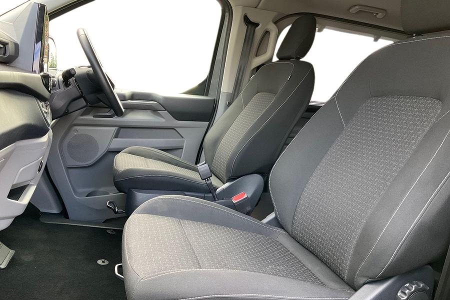 Ford TOURNEO CUSTOM Photo autoimg-d570f0ad19d1021e9342d6daf759e88949978e24.jpg