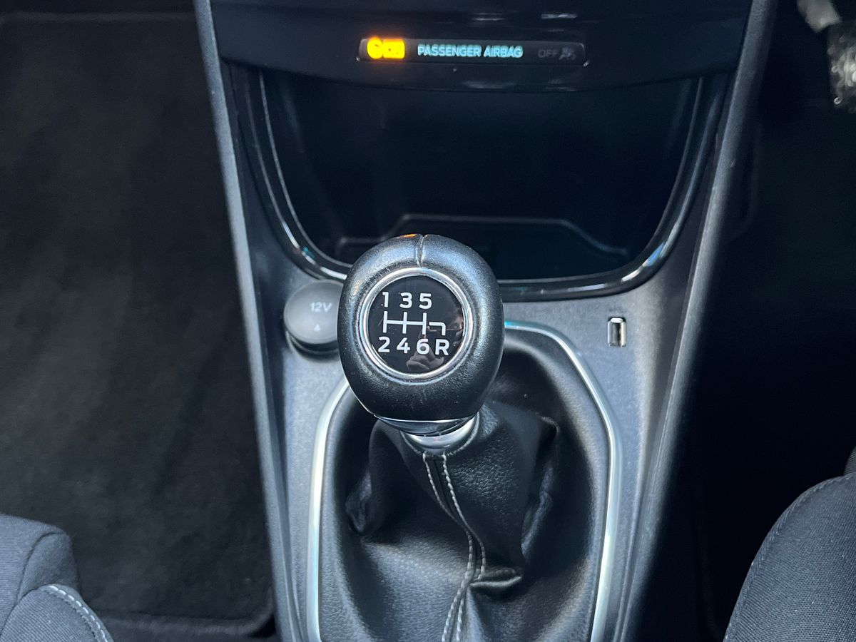 Ford Puma Photo 11