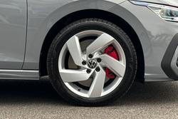 VOLKSWAGEN Golf Photo 5