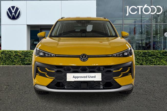 VOLKSWAGEN T-Roc Photo 8