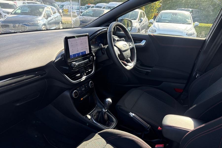 Ford PUMA Photo autoimg-d57eac25b13255c7a462c368ee34919443f7c24e.jpg
