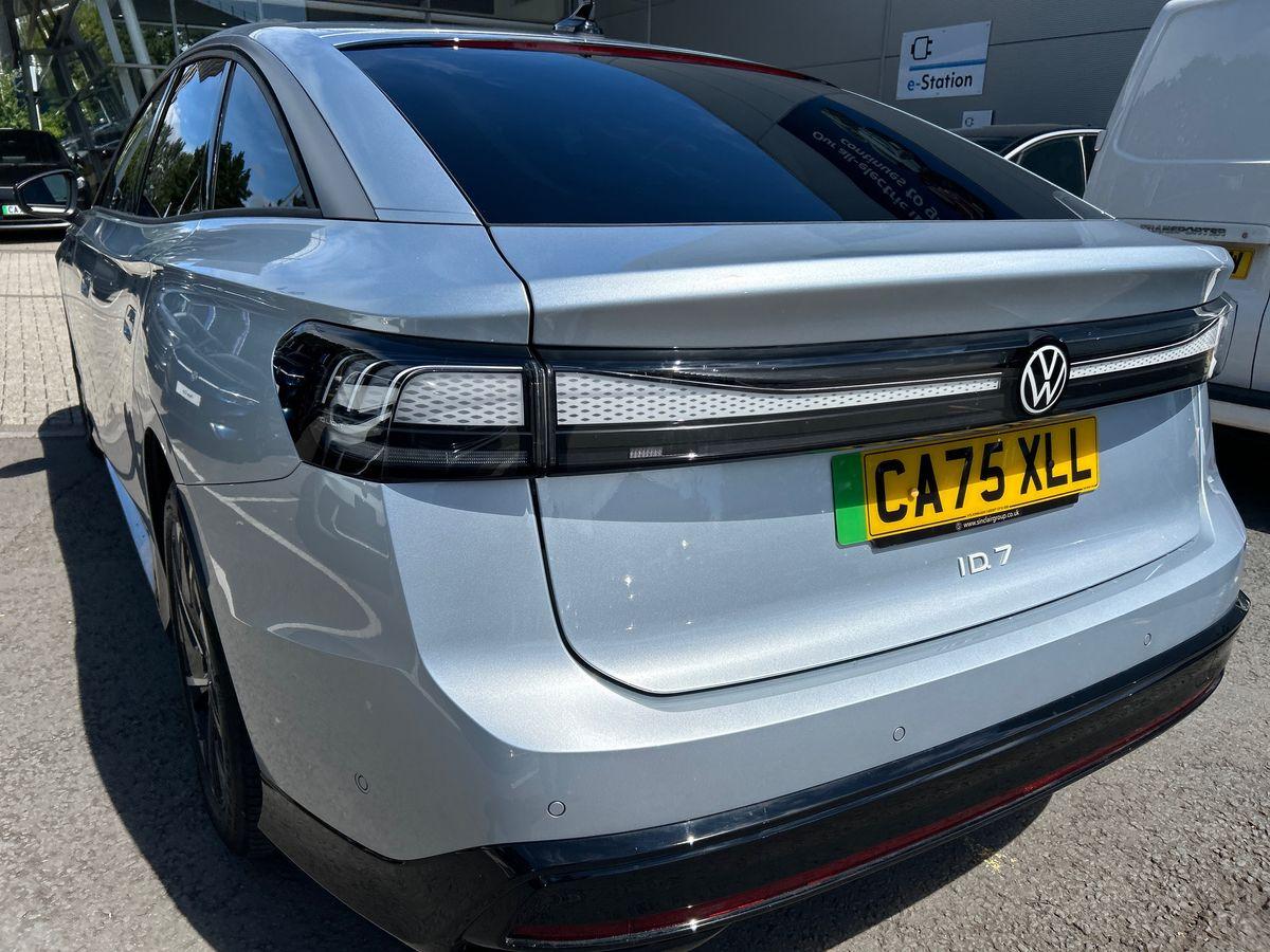 Volkswagen ID.7 Photo autoimg-d57f0ab4559103387ec9f1a9c9c913718f07c5e7.jpg