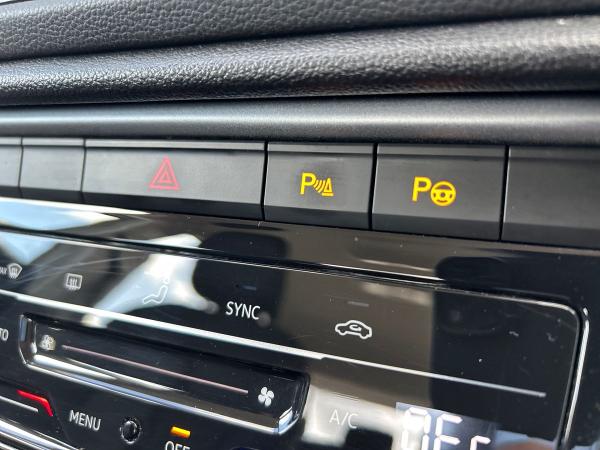 Volkswagen T-Roc Photo autoimg-d58014d8fcfaef54db05665227c10e486d3d15ca.jpg