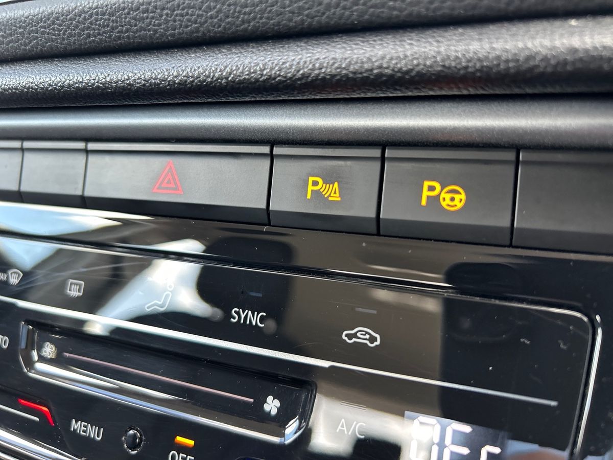 Volkswagen T-Roc Photo 28