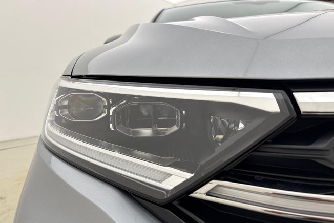 Volkswagen T-Roc Photo 19