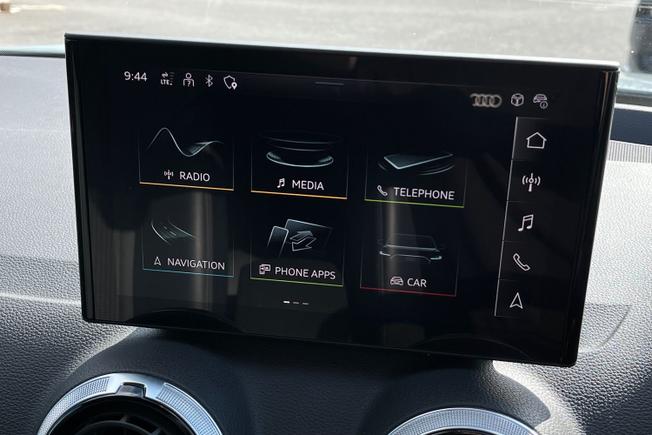 Audi Q2 Photo 13