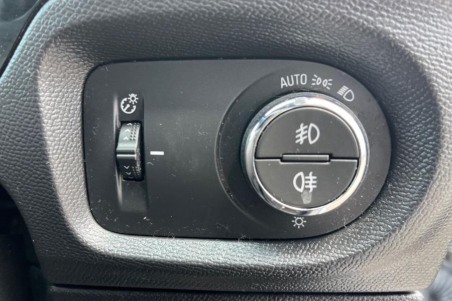 Vauxhall Corsa Photo autoimg-d588d7114709b6ba9b53d2c91ff6e8ee12ca4331.jpg