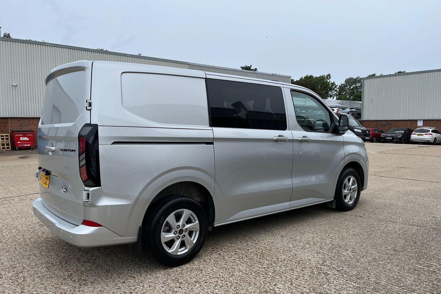 Ford TRANSIT CUSTOM Photo 6