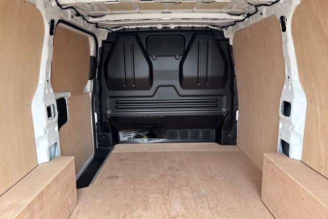 VOLKSWAGEN E-Transporter Photo 12