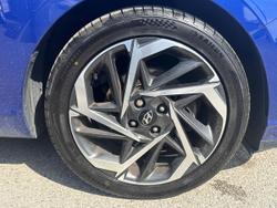 HYUNDAI i20 Photo 5