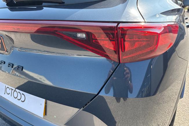CUPRA Formentor Photo 18
