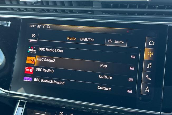 AUDI Q7 Photo 13