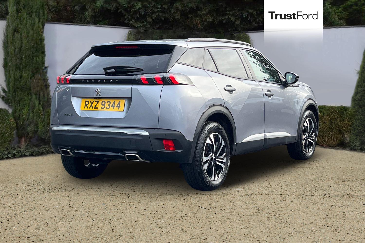 Peugeot 2008 Photo 3