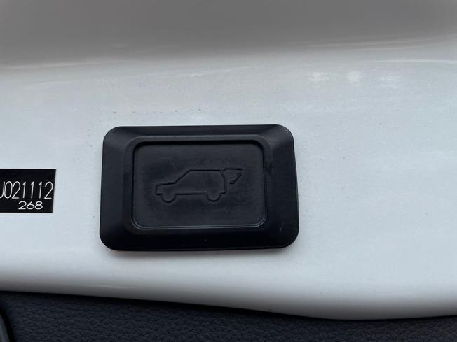 TOYOTA Rav4 Photo 27