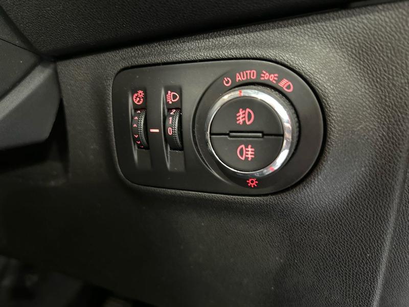 2017 17 VAUXHALL CORSA