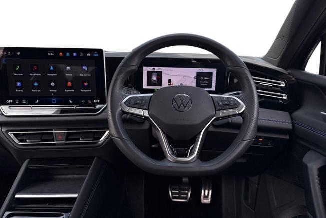 VOLKSWAGEN Tiguan Photo 11