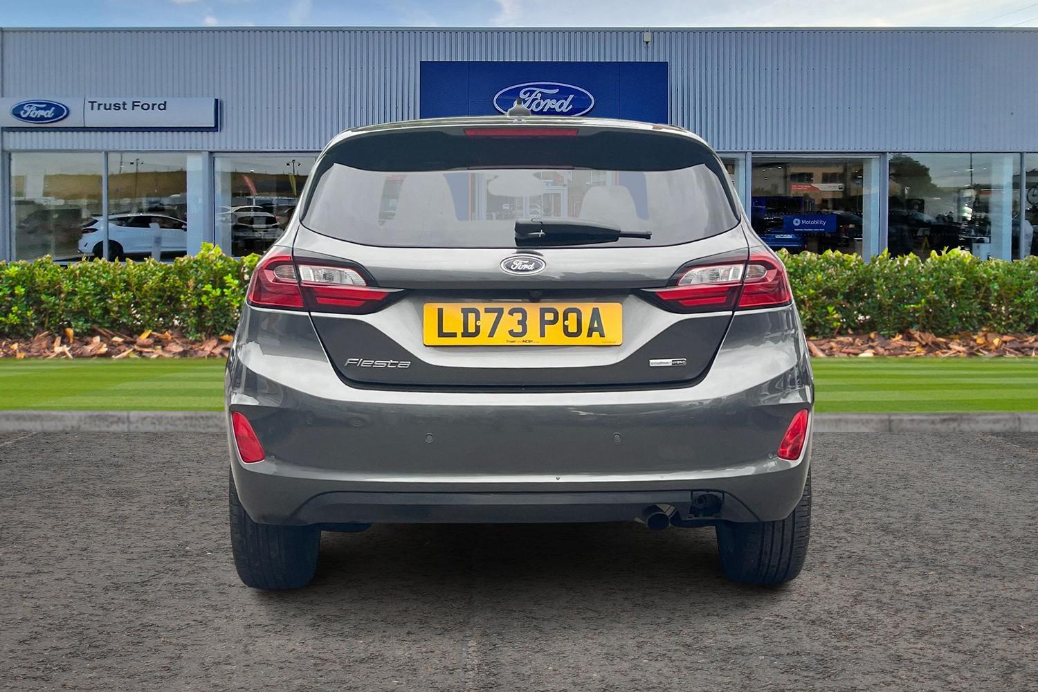 Ford FIESTA Photo 6