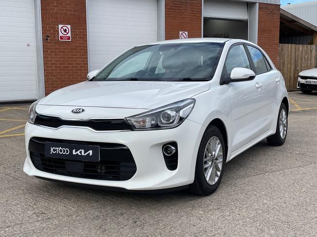 KIA Rio Photo 22