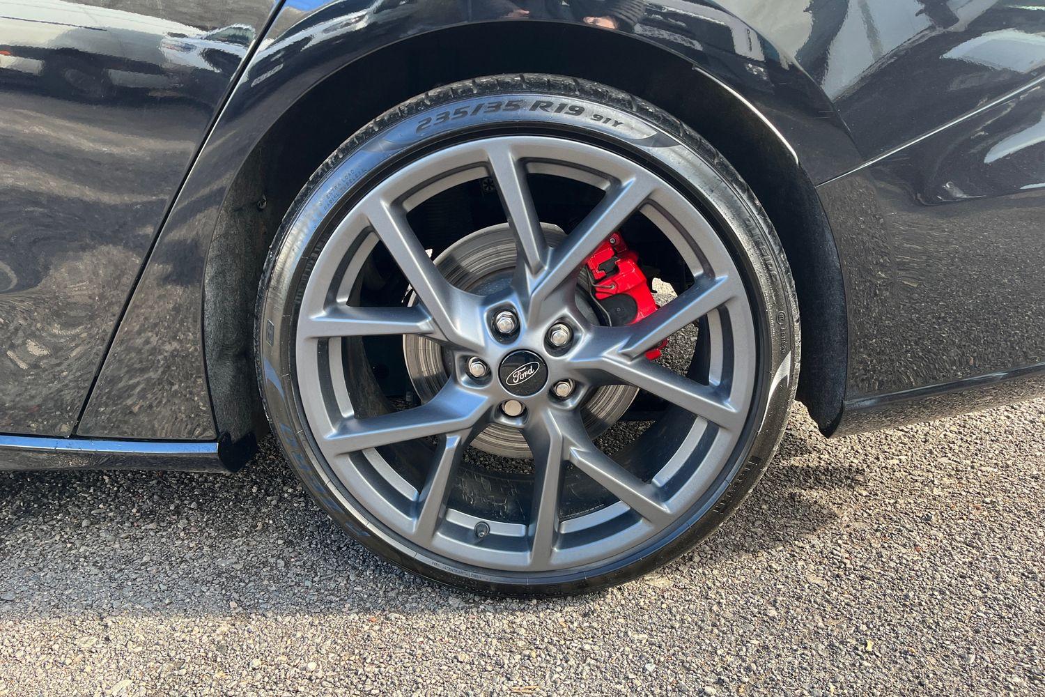 Ford FOCUS Photo 7