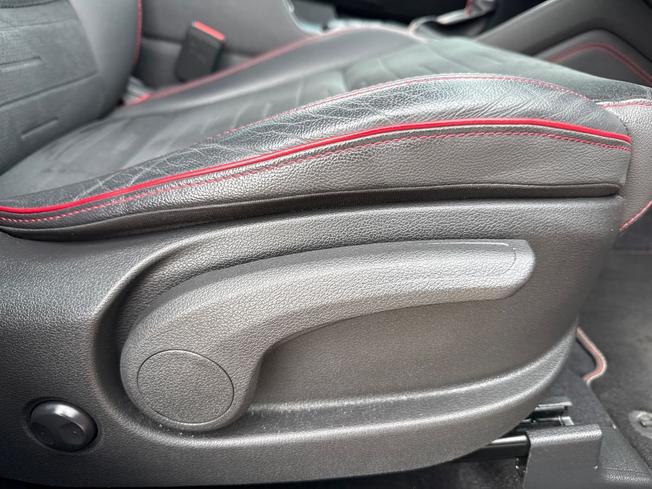 HYUNDAI Tucson Photo 26