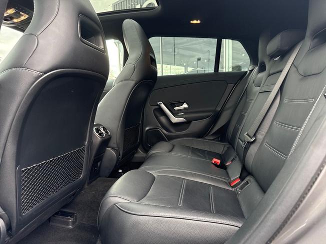 MERCEDES-BENZ CLA Photo 41