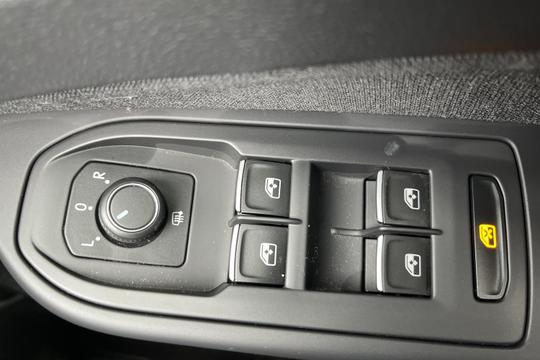 Volkswagen Golf Photo autoimg-d5b0c8f061d7c9e6b3cd64dc12b32e5a07cda7ac.jpg