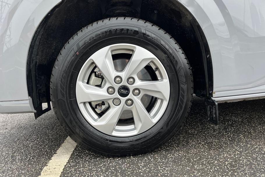 Used Ford TRANSIT CUSTOM YO25URE 21