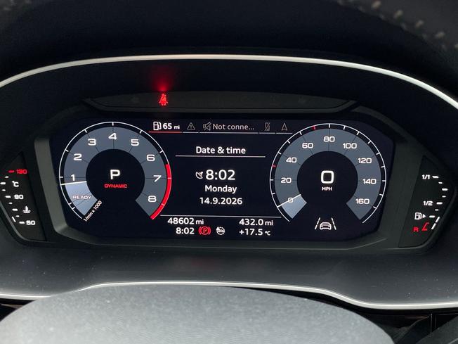 AUDI Q3 Photo 15