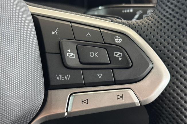 Volkswagen Golf Photo 17
