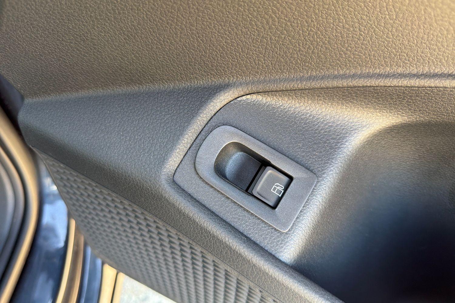 Ford TRANSIT CONNECT Photo 37