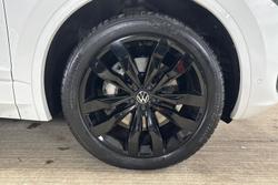 VOLKSWAGEN Touareg Photo 5