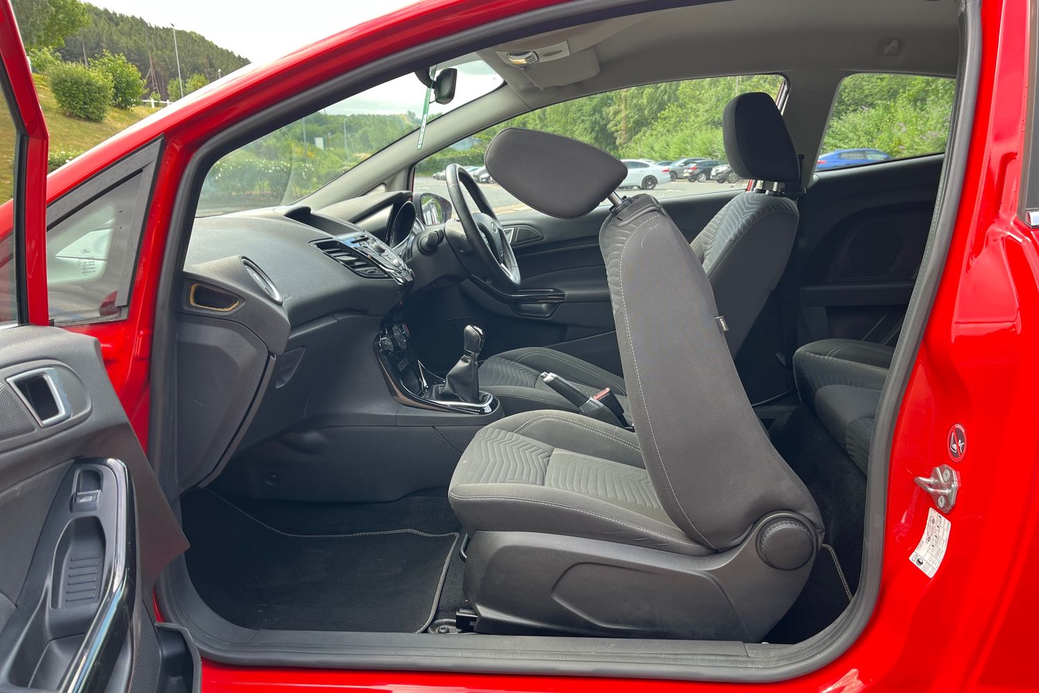 Ford FIESTA Photo 34