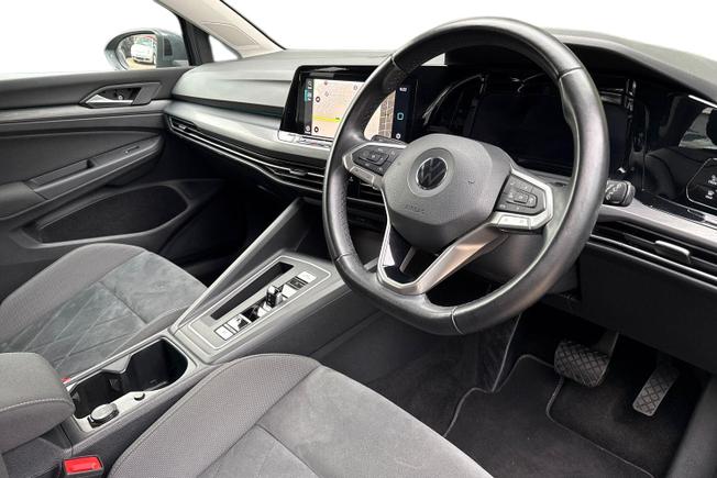 VOLKSWAGEN Golf Photo 6