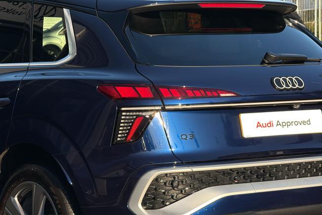 AUDI Q3 Photo 51