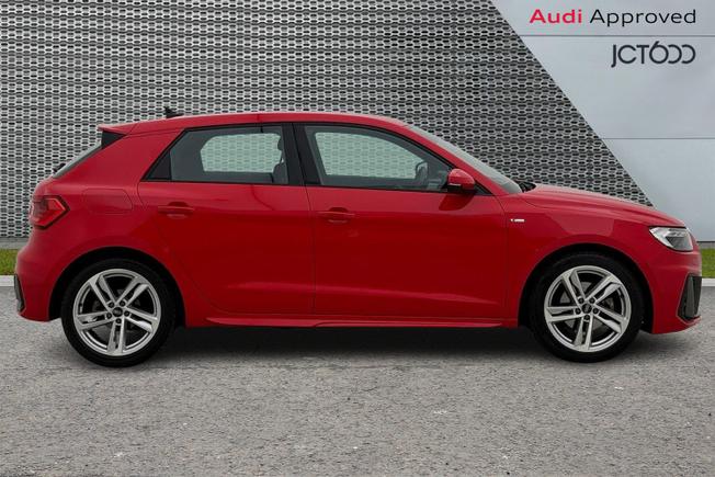 AUDI A1 Photo 4
