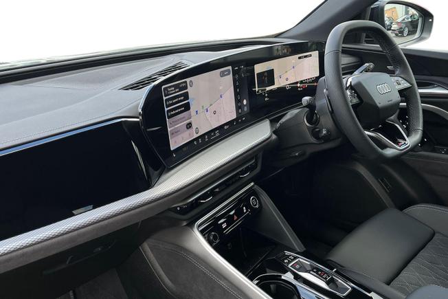 AUDI  Q5 Sportback Photo 2