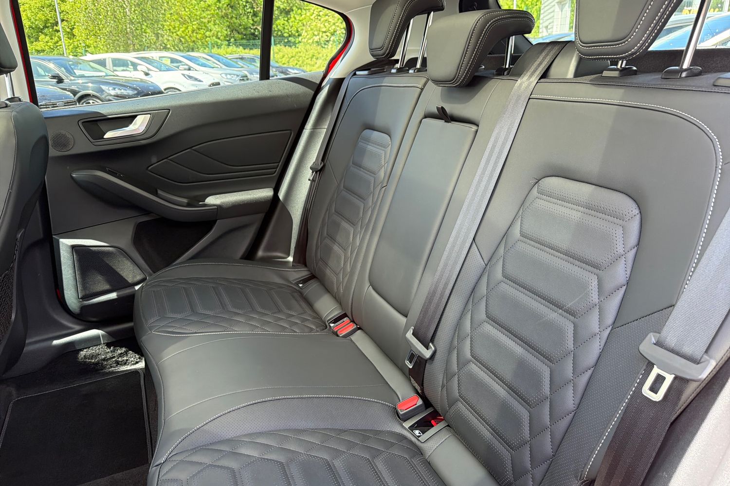 Ford FOCUS Photo 19