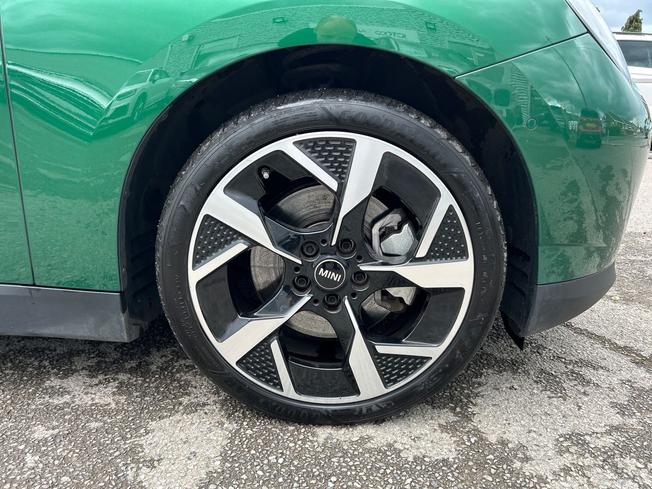 MINI Electric Cooper Photo 5