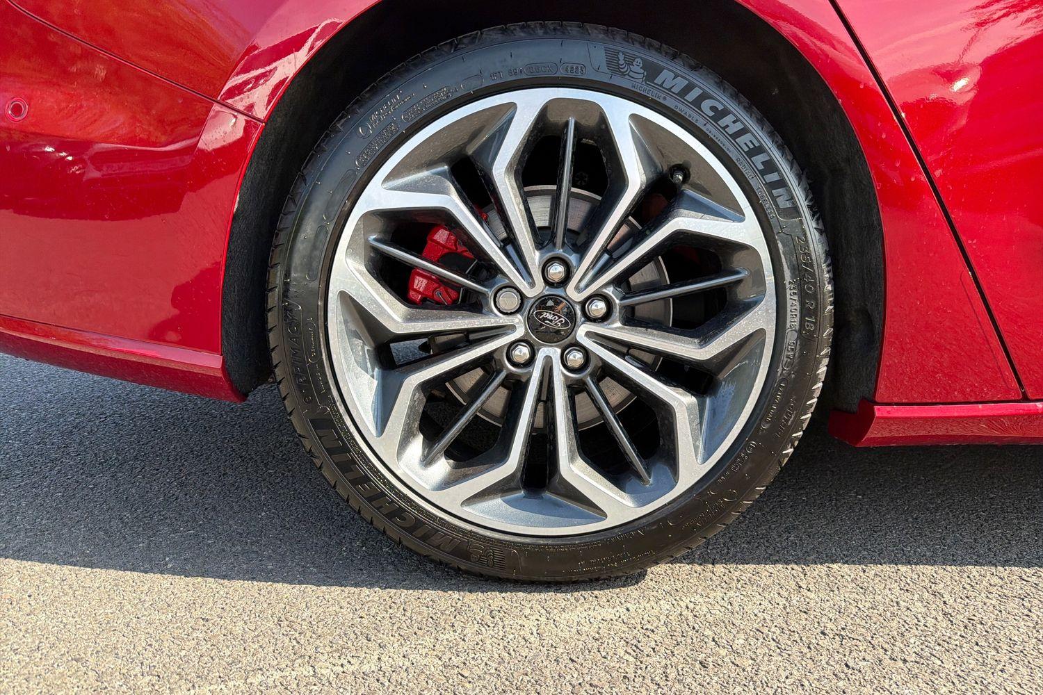Ford FOCUS Photo 7