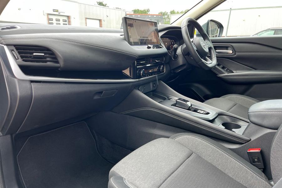 Nissan Qashqai Photo autoimg-d5e4d16247b59322dae98f10998f3ff71e59759f.jpg