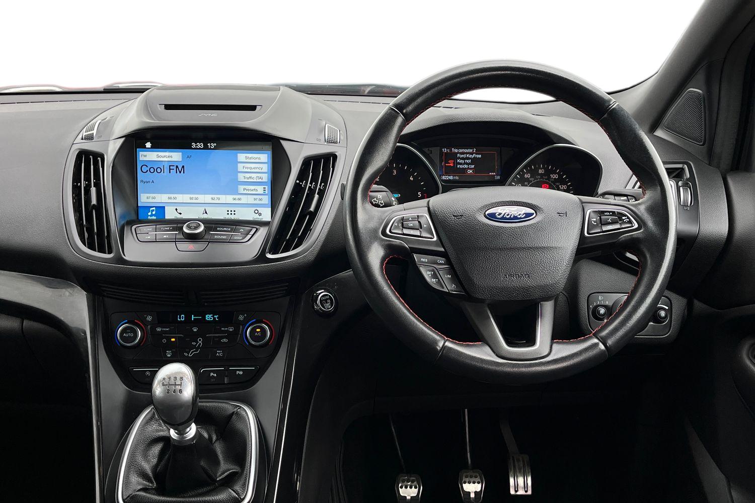 Ford KUGA Photo 10
