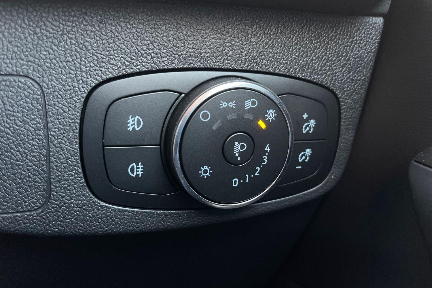 Ford Focus Photo 24