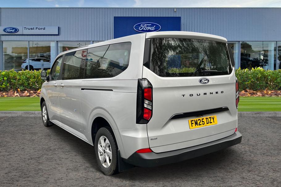 Used Ford TOURNEO CUSTOM 2