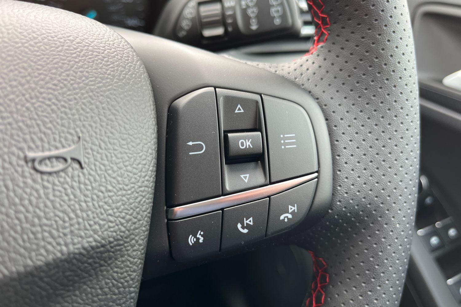 Ford FOCUS Photo 28