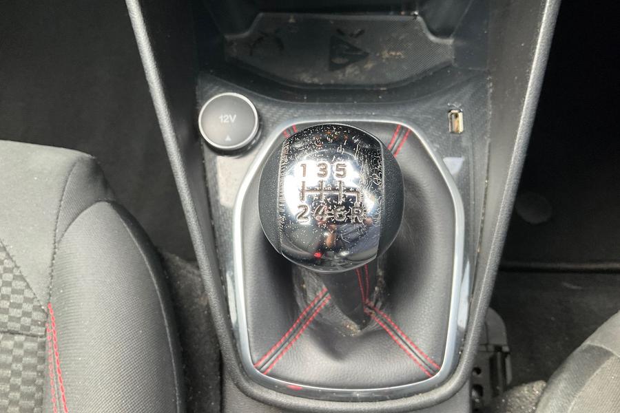 Ford FIESTA Photo autoimg-d5edd3f51f09d88ec88382eb48667428221d11a5.jpg