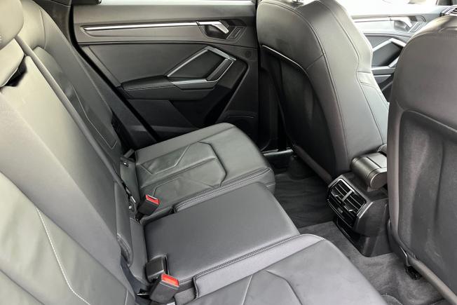 AUDI Q3 Photo 33