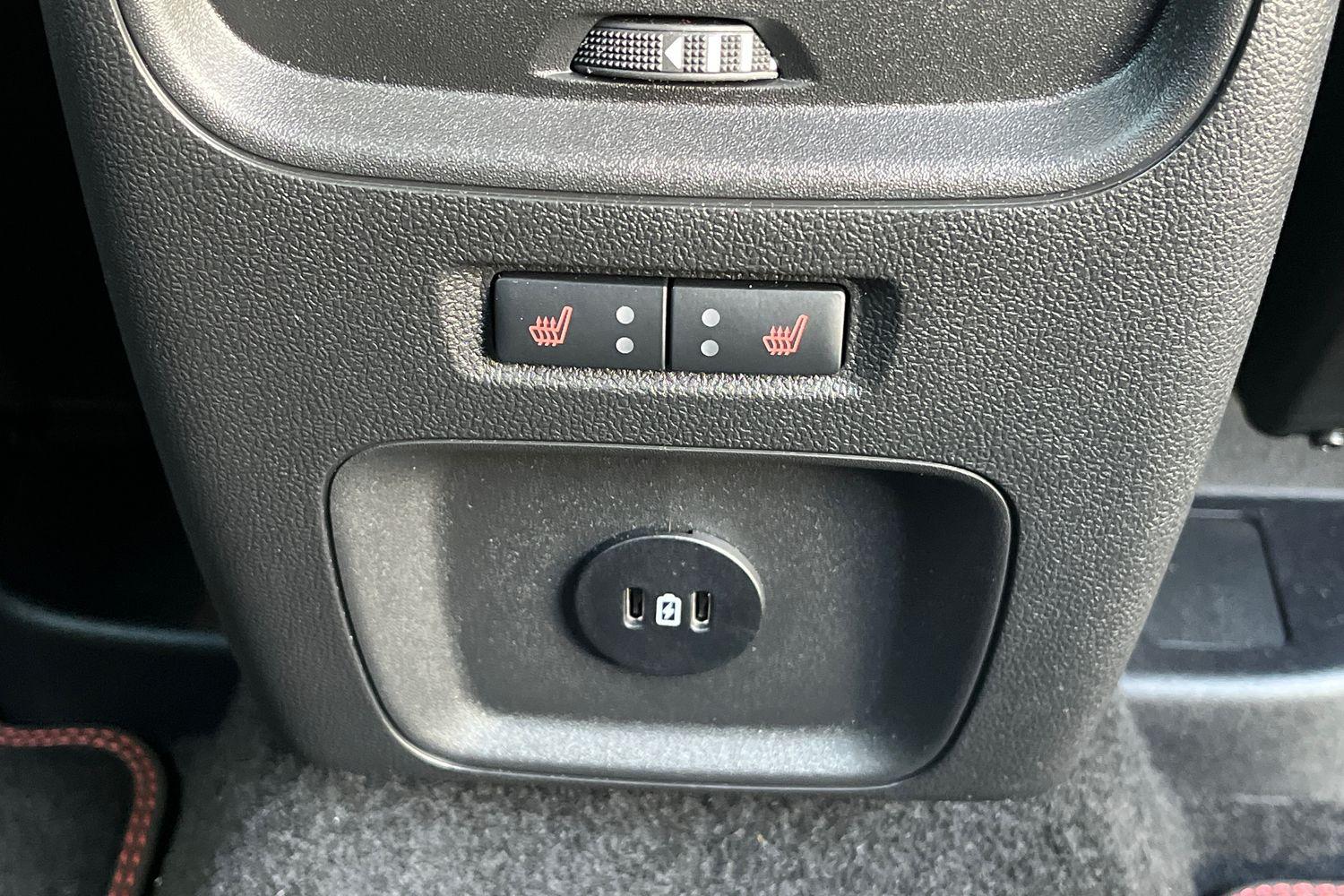 Ford KUGA Photo 25
