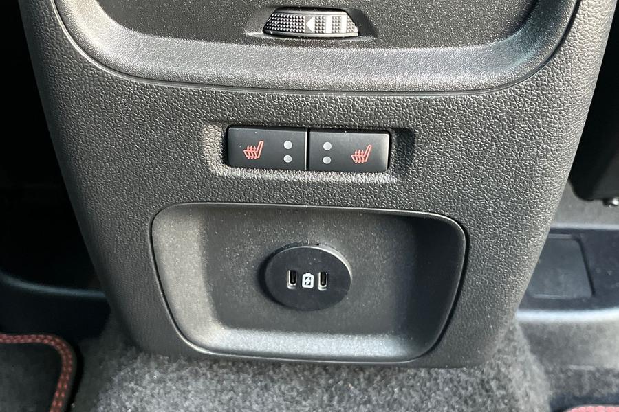 Ford KUGA Photo autoimg-d5ee58bf95c7c683633258cb5367af3766a8ac07.jpg