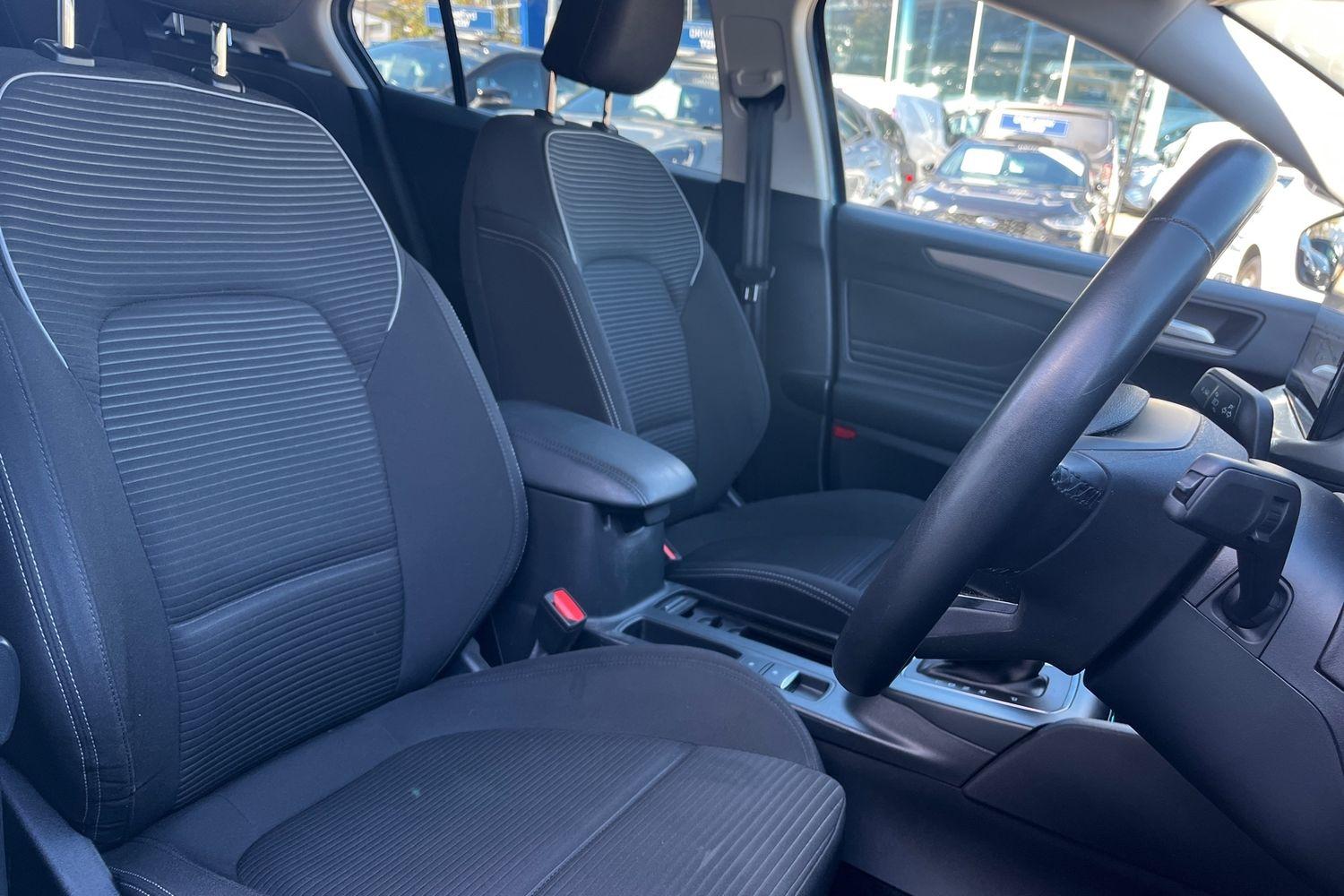 Ford Focus Photo 16